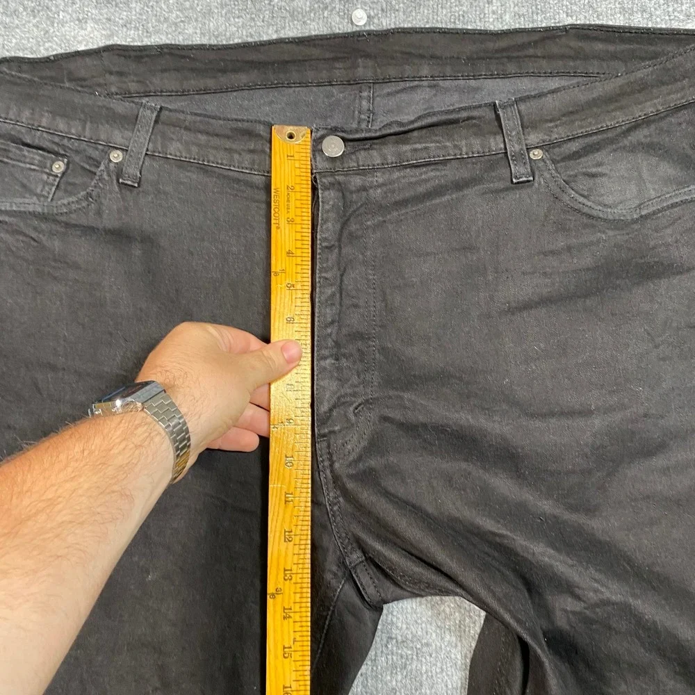 Levis 541 Athletic Taper Jeans Mens 48x30 Black Denim Pants 18757-0105‎